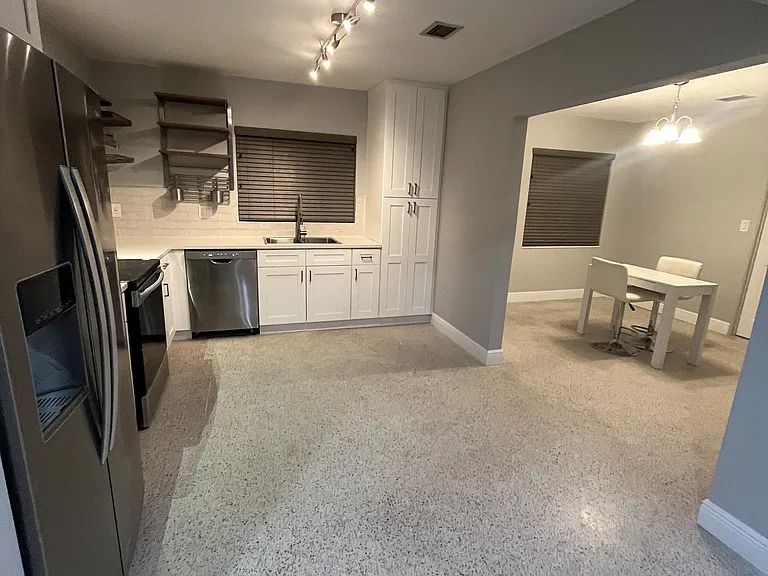 1512 Cheyenne St NE — Photo 8