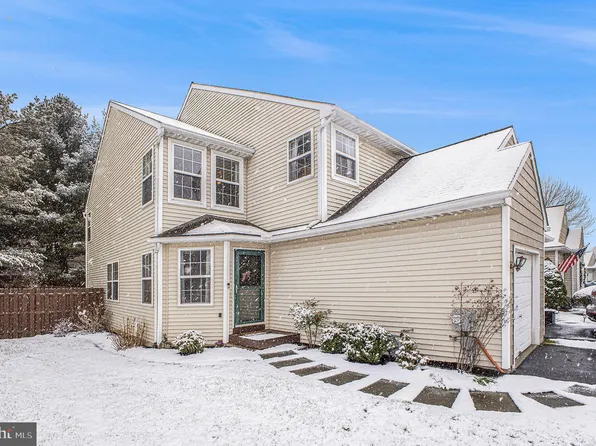 1 Danielle Ln, Coatesville, PA 19320