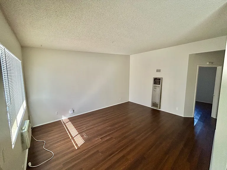 5920 Golden West Ave — Photo 3