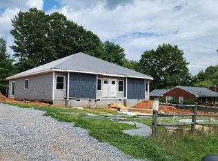 1655 Shady Knoll Ave #B, Bedford, VA 24523