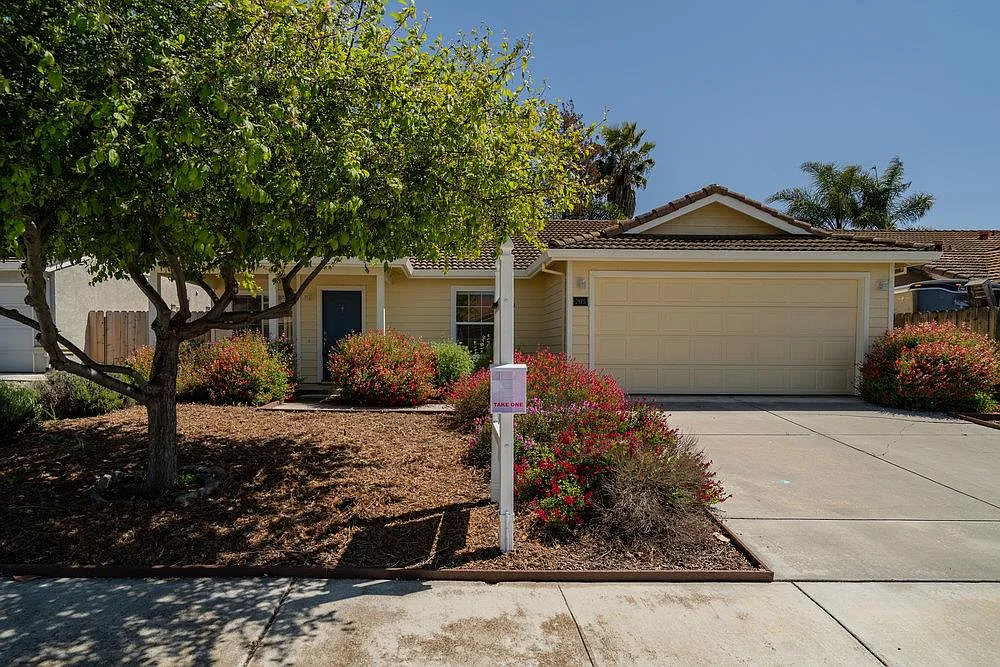 2175 Teakwood Ct photo 1