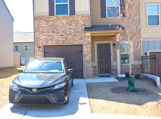 7122 Chara Ln, Atlanta, GA 30331