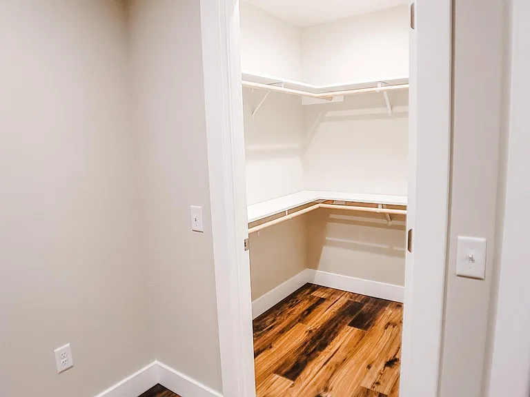 2220 Berryman Loop — Photo 31