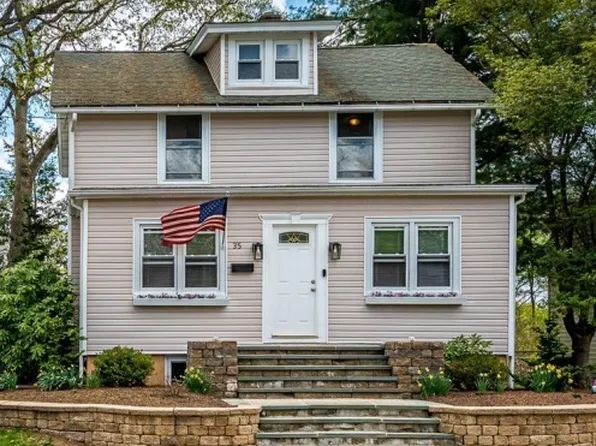 35 Edgewood Ter, South Bound Brook Boro, NJ 08880