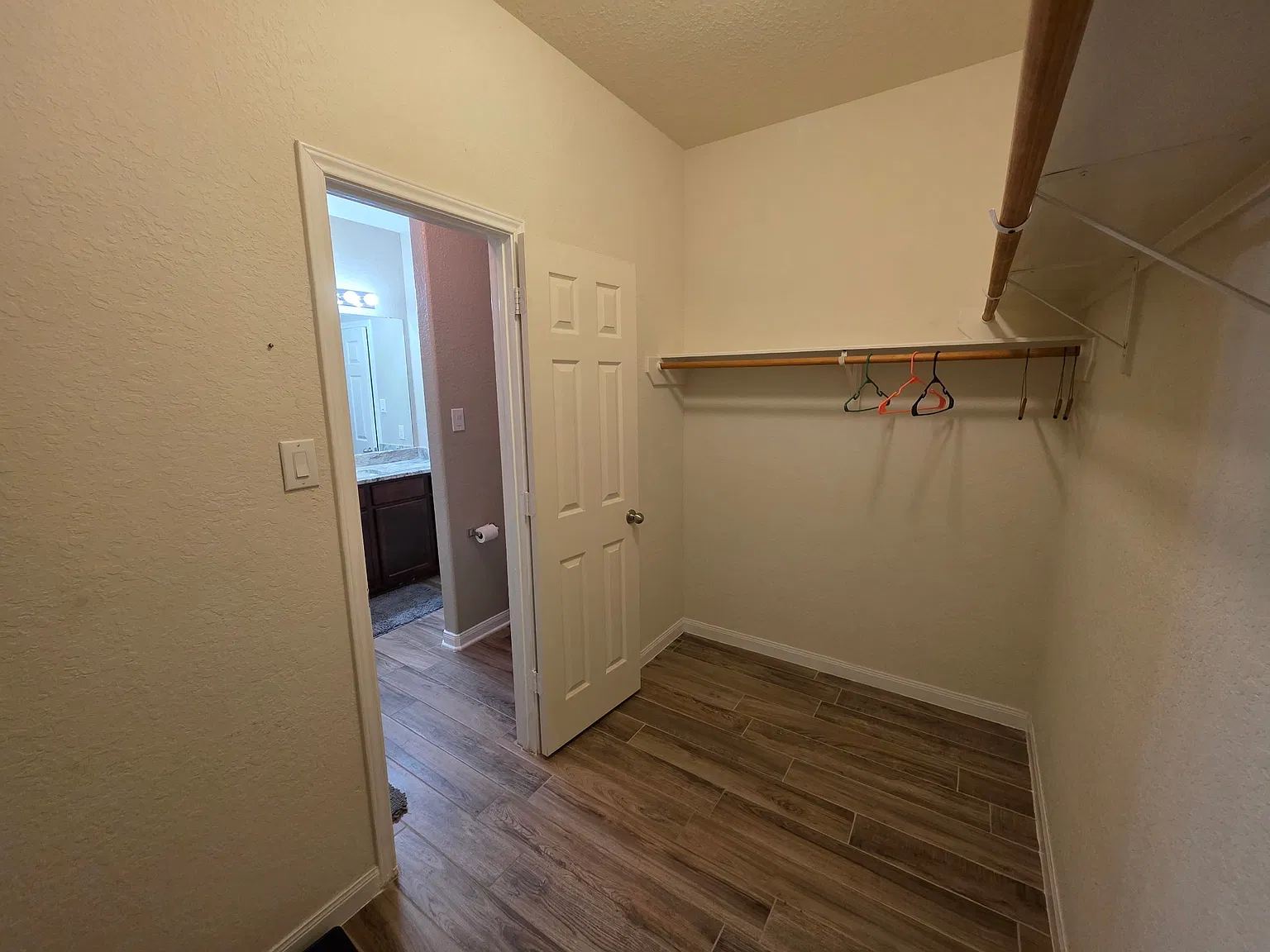 3 bed, 1557 sqft, $1,745 — Photo 2