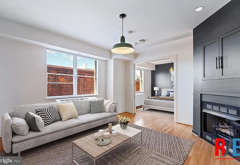 815 King St #4E — Photo 3