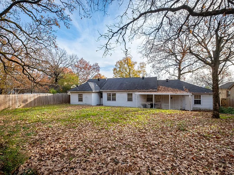505 Skyline Dr — Photo 36