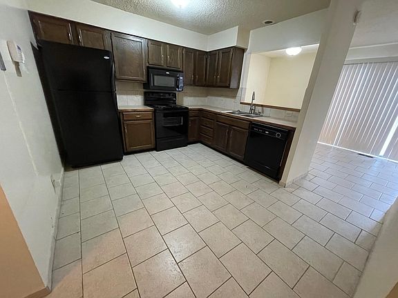 2nd image of 7260 E Bainbridge Ct