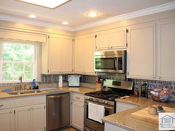 5th image of 2937 Collinstown Rd