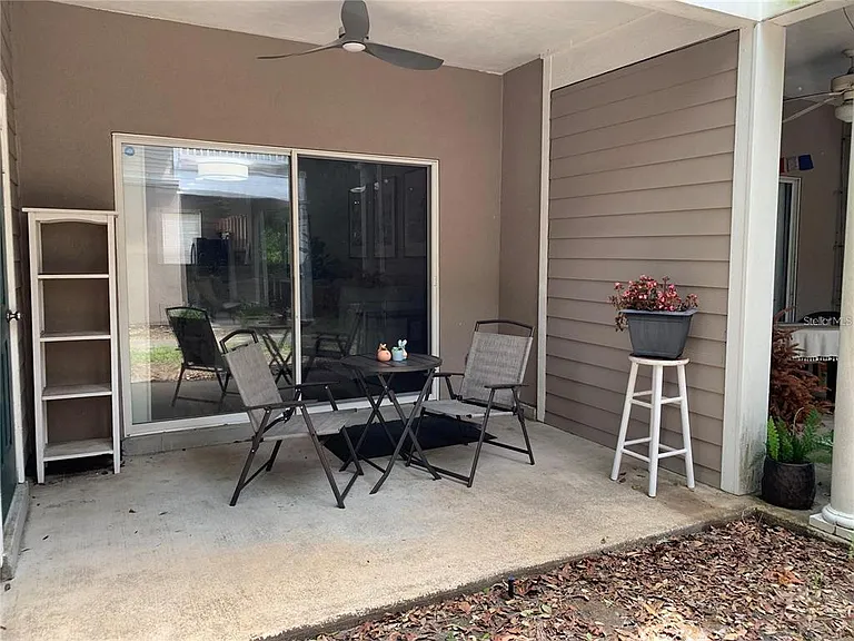 887 NW 21st Ave #887 — Photo 33