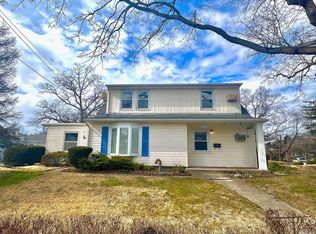 662 Park Ave, West Hempstead, NY 11552