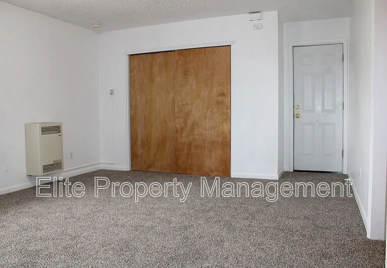 1529 Oakshire Ln #2 — Photo 5