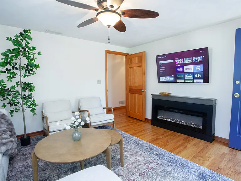 9 Pearl St #2 — Photo 24