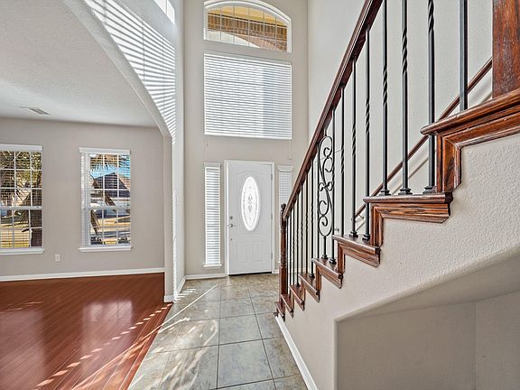 3rd image of 4915 Kale Garden Ct