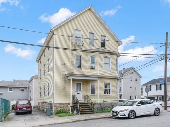 915 Walnut St, Fall River, MA 02720