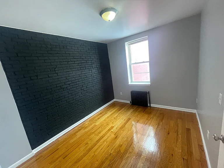 366 4th Ave #27 — Photo 10