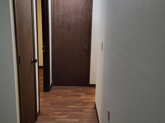 4th image of 102 N Cedar St #9