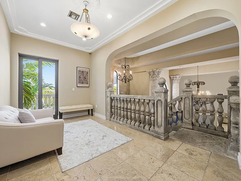 10270 SW 58th St — Photo 54