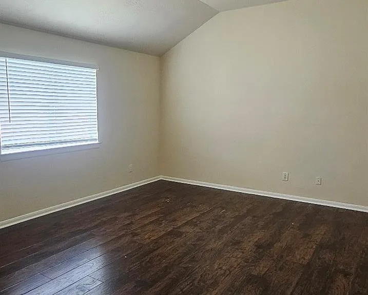 7111 Brody Ln — Photo 11