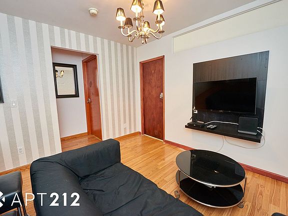 3rd image of 164 Bowery APT 2f