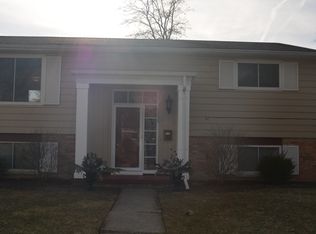 1733 Gay Ln, Lansing, MI 48912