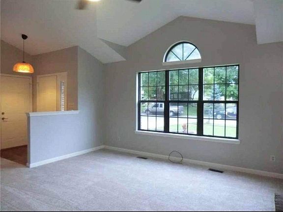 3rd image of 8611 Chateaugay Dr