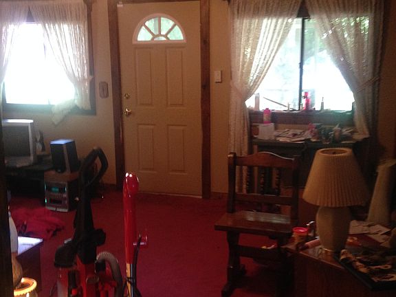 2nd image of 467 Scranton Ave