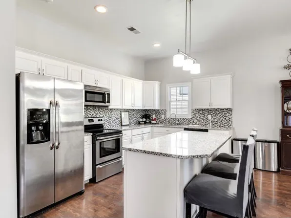 301 37th Ave N, Nashville, TN 37209