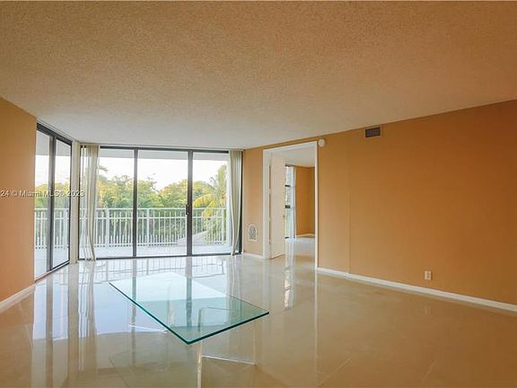 3rd image of 1000 Quayside Ter APT 510