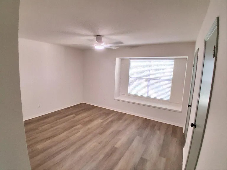 14703 Barryknoll Ln #26 — Photo 6