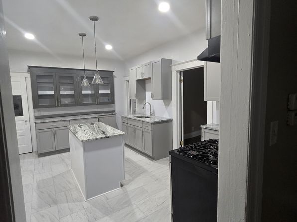 4532 Van Dyke St #1