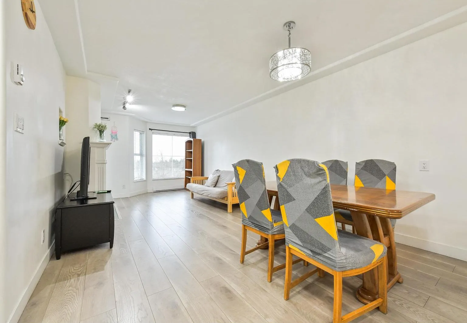1 bed, 713 sqft, $1,700 — Photo 2