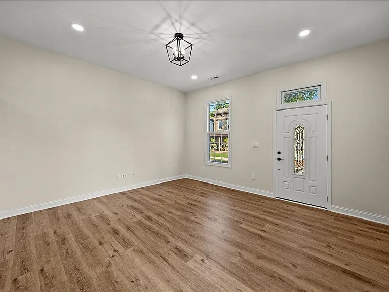 422 5th Ave #MAIN — Photo 13