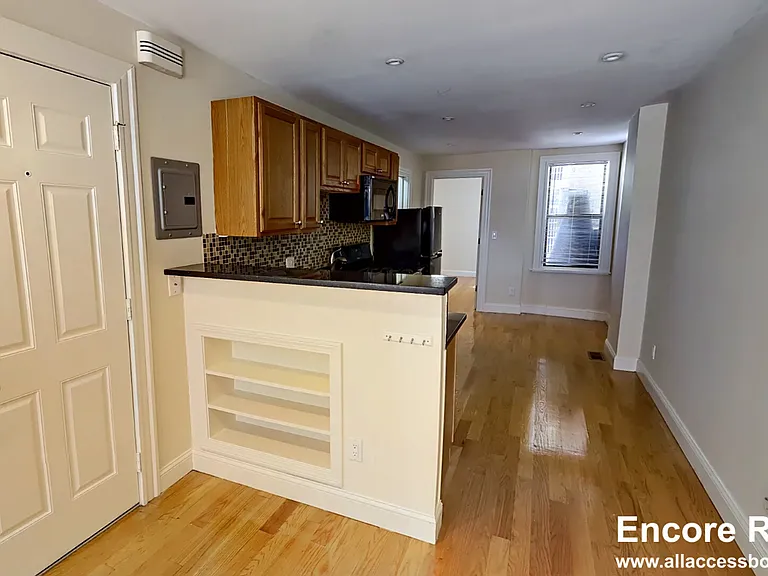 79 Charles St #4 — Photo 3