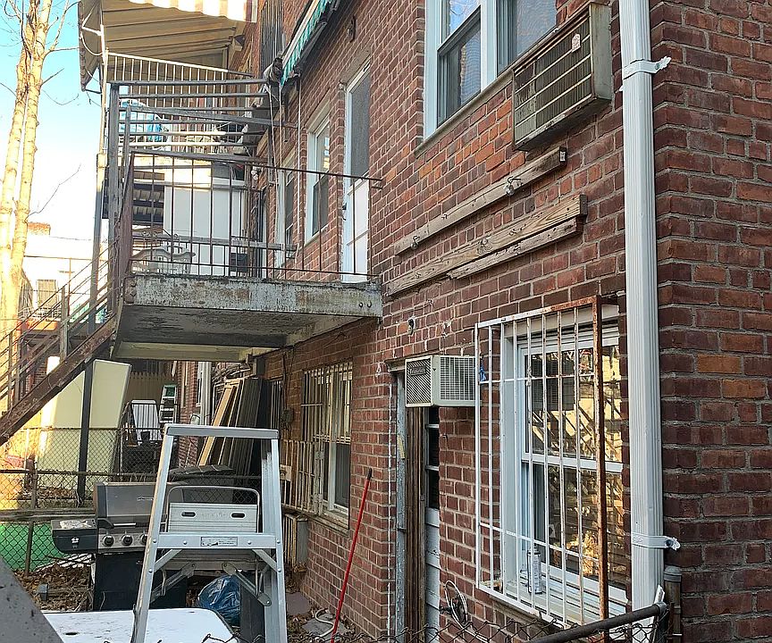 2nd image of 4318 12th Ave