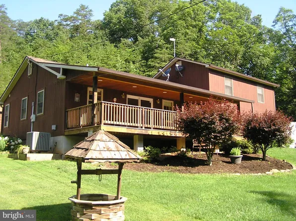 1693 Morgan Frederick Grn, Cross Junction, VA 22625