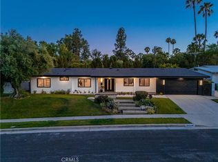 24320 Bessemer St, Woodland Hills, CA 91367