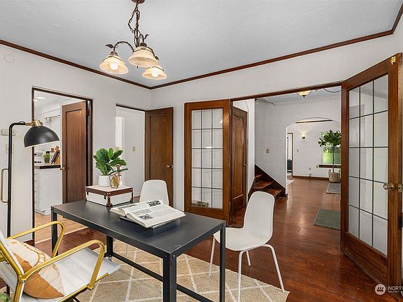 4th image of 7805 Lake City Way NE