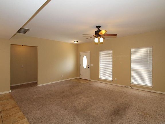 3rd image of 20912 Marsha Ln