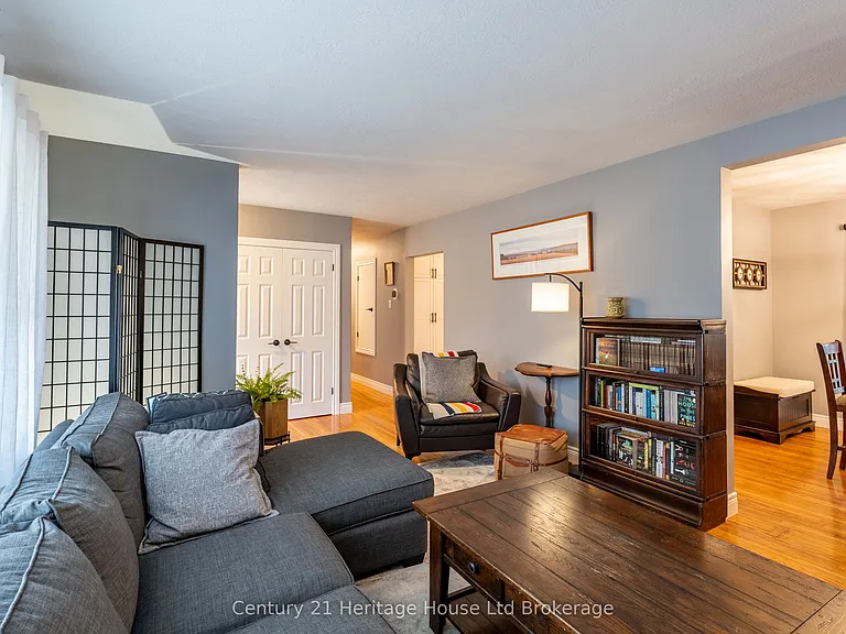 93 James Ave — Photo 9