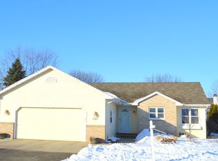 N237 Springfield Dr, Appleton, WI 54915