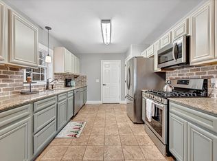 1406 Dogwood Dr, Bentonville, AR 72712