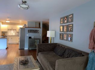 3001 SW Foxcroft 3 Ct, Topeka, KS 66614