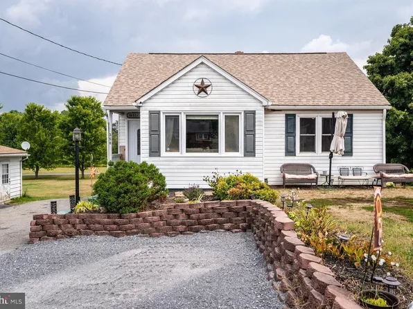 350 W Old Cross Rd, New Market, VA 22844