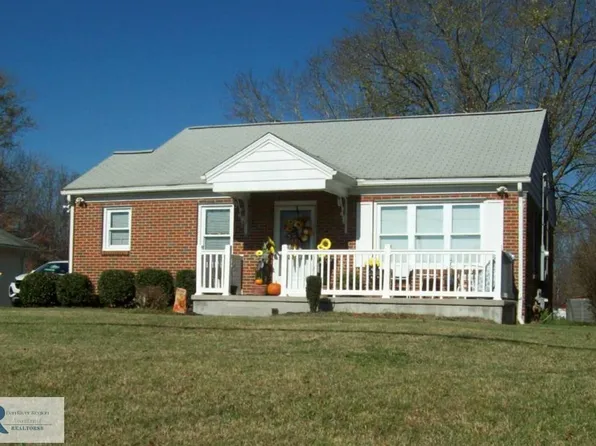 2716 Westover Dr, Danville, VA 24541