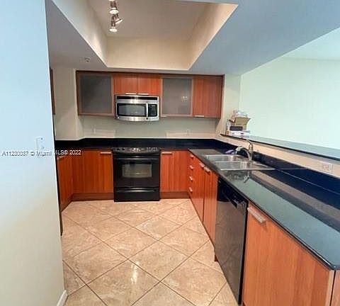 4th image of 16699 Collins Ave APT 3910