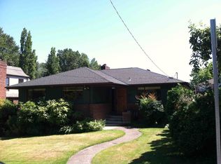 3707 NE 43rd St, Seattle, WA 98105