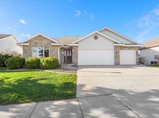 6645 S Broad Creek Blvd, Madison, WI 53718