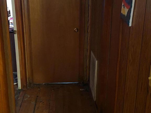 5th image of 3335 PEANUT Road