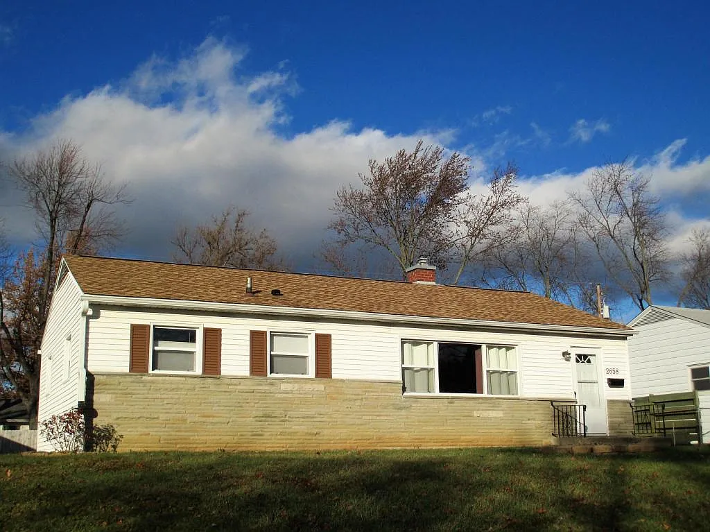 2658 Shrewsbury Rd photo 1